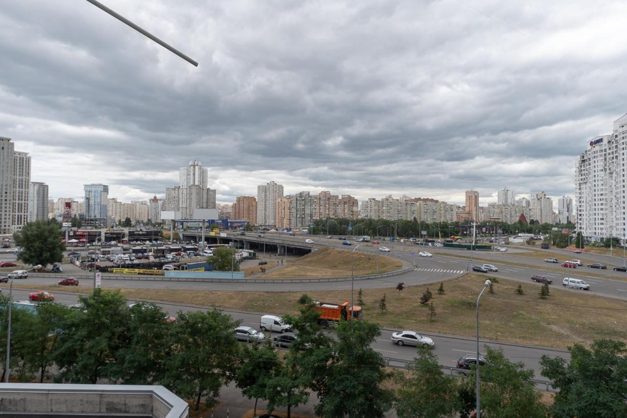 Новая Квартира На Метро Осокорки, Позняки Kiev Exteriör bild
